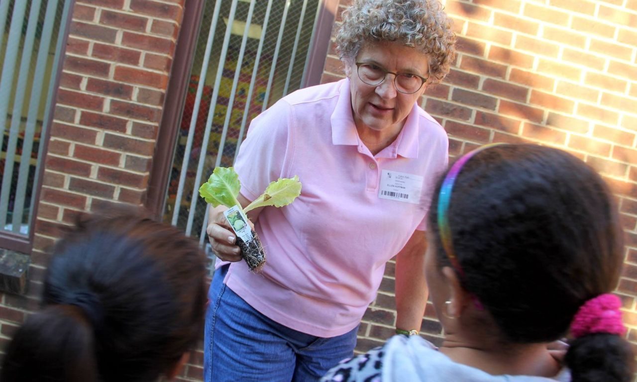 Master Gardeners work with local youth